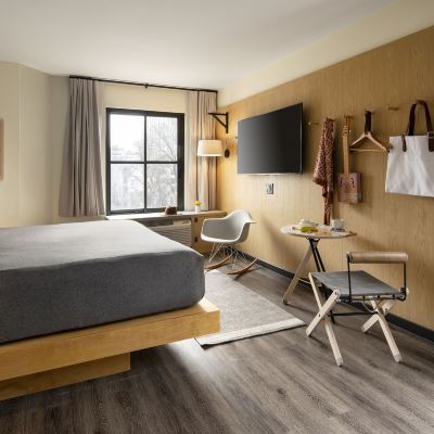 King Room With Tub-Mobility Accessible MOXY Memphis Downtown Promo Code