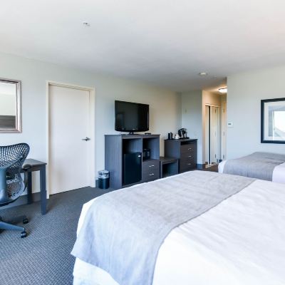 Parlor Two Double Beds, Non Smoking Shutters Hotel Promo Code