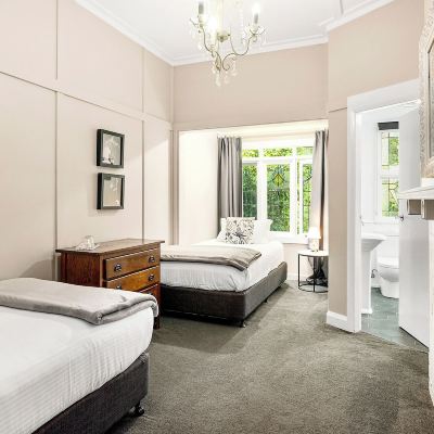 Twin Room-Non-Smoking The Bundanoon Guest House Promo Code