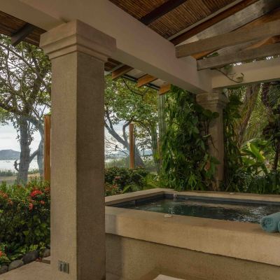 Bungalow-Beach Front Capitán Suizo Beachfront Boutique Hotel Promo Code