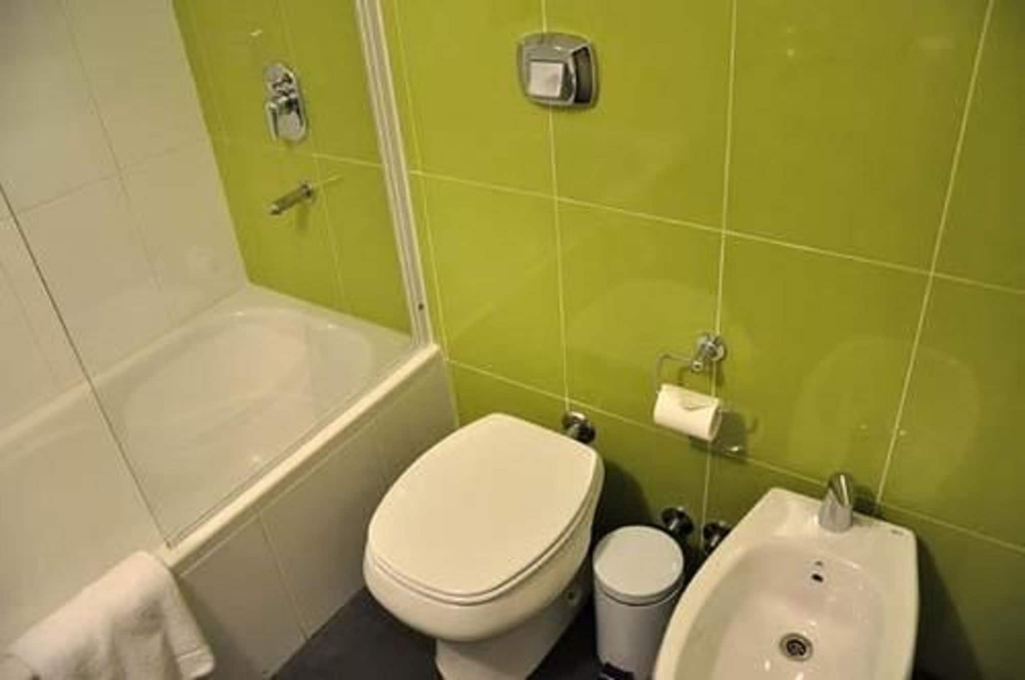 套房 （Roberta Rosa）