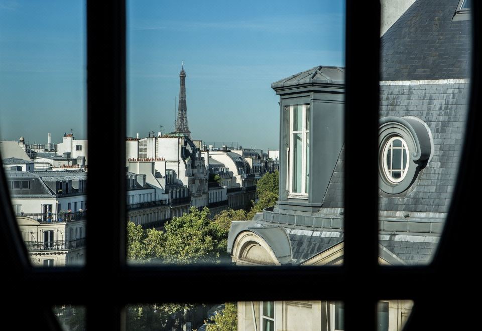 Hotel Indigo PARIS - OPERA by IHG1 Queen Bed 1 Bedroom Duplex Suite With Single Sofa Bed With Eiffel Tower View
