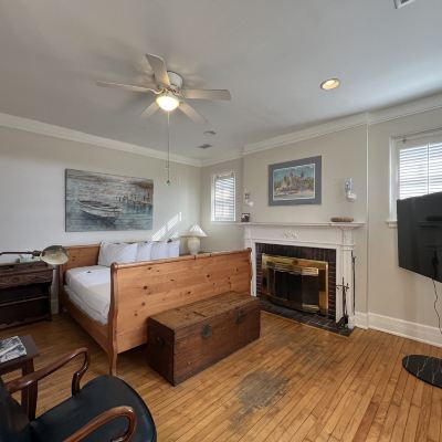 Ernest Hemingway Front Street Inn Promo Code
