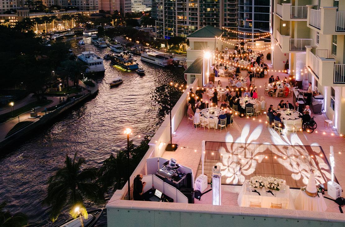 塔楼行政特大床房