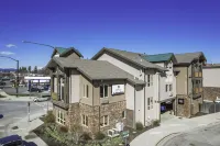 Sandpoint Hotel & Suites Downtown
