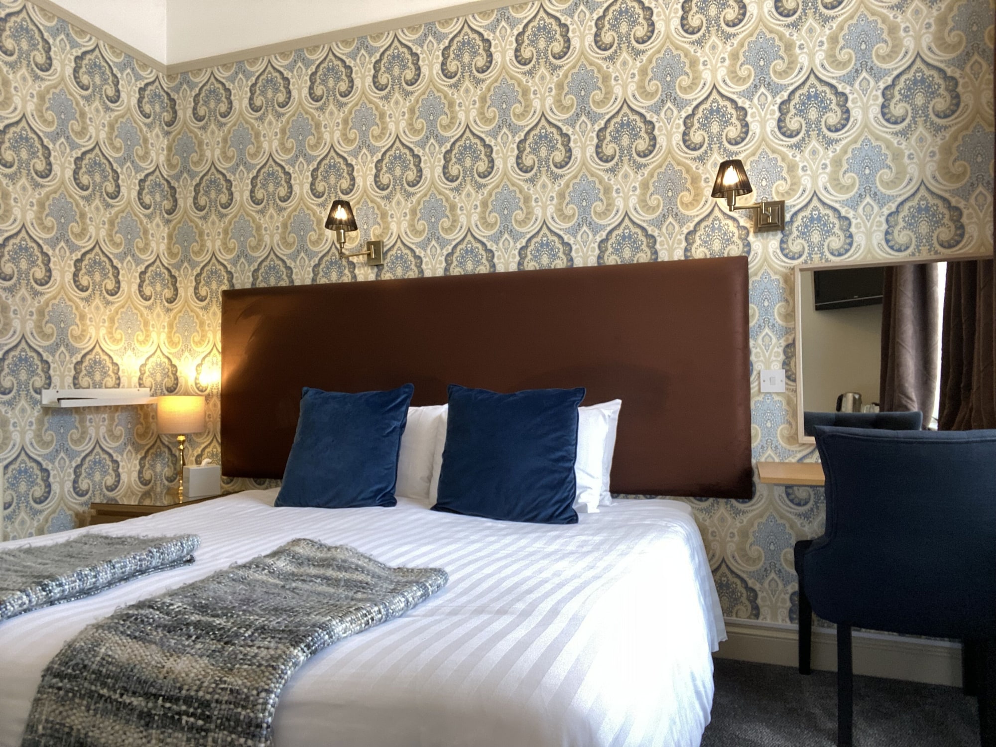 特大床或双床间 - 地面层