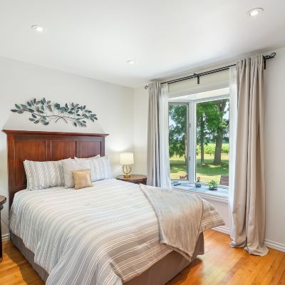 Queen- Chestnut Room Vineyard Villa Promo Code