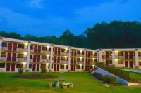 Red Roof Inn & Suites Commerce - Athens Hotels in 