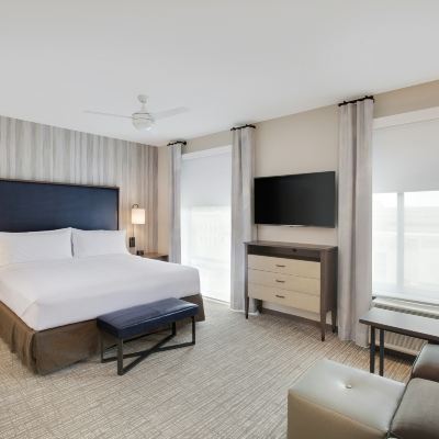 King Studio Accessible-Roll In Shower-Non Smoking Homewood Suites by Hilton Louisville Downtown, KY Promo Code