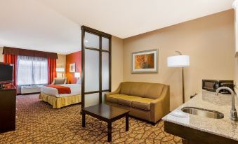 Holiday Inn Express & Suites Alpine Southeast