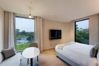 Oval Hotel at Adelaide Oval