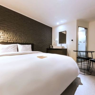 Standard Double Room (Extra Fee for 2 + Nights Including Weekend or National Holidays) Hotel Yam Yuseong Oncheon Promo Code