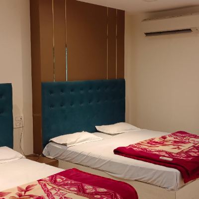 Fourth Room - Non-Smoking Hotel Kanha Promo Code