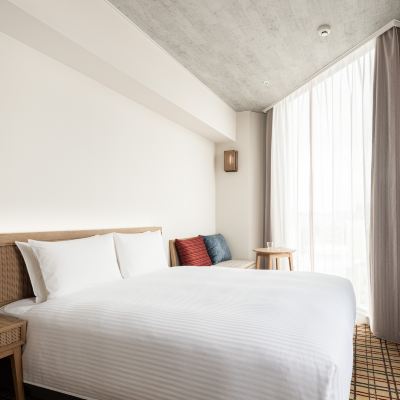 雙人房 那霸久茂地巢穴飯店優惠