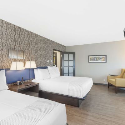Suite-2 Queen Beds, Non-Smoking, Separate Bedroom, Sofabed, Microwave and Refrigerator, Keurig Coffee Maker, Walk in Shower GLō Best Western Mississauga Corporate Centre Promo Code