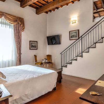 Junior Suite Hotel Machiavelli Palace Promo Code