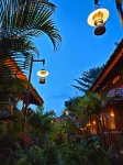 Alam Batu Village Hotele w: 
