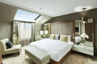 DoubleTree by Hilton Hotel & Conference Centre Warsaw Hotel a 