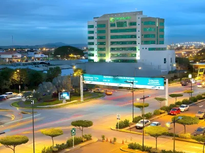 Holiday Inn GUAYAQUIL AIRPORT by IHG Hotel a 