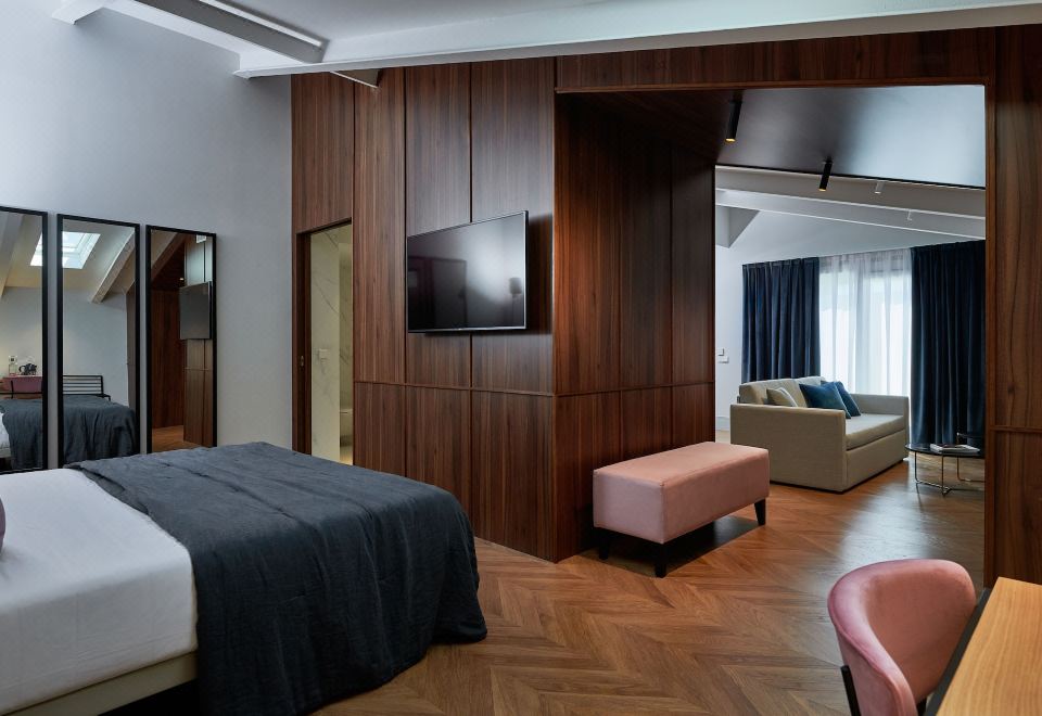 顶层房（带露台）