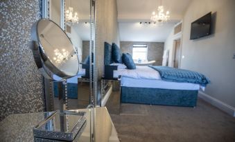 The George Wright Boutique Hotel, Bar & Restaurant - Housity
