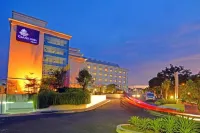 Truntum Padang Hotels in 