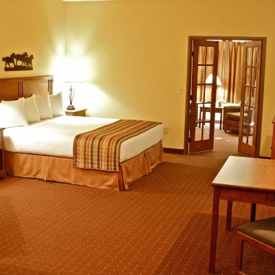 Suite, 1 King Bed, Accessible, Jetted Tub Arbuckle Lodge Gillette Promo Code