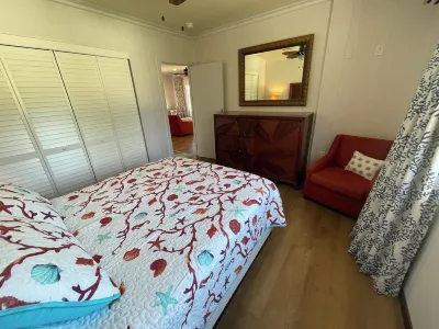 Great Cistern Beach Village Hotels in 