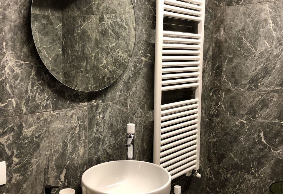 设计公寓， 1 张大床 （1）