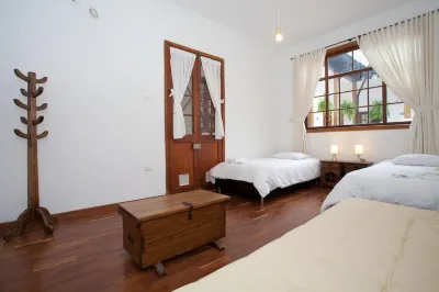 Arche Noah Boutique Hostel Hotele w: 