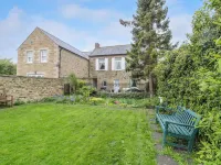White Swan Cottage