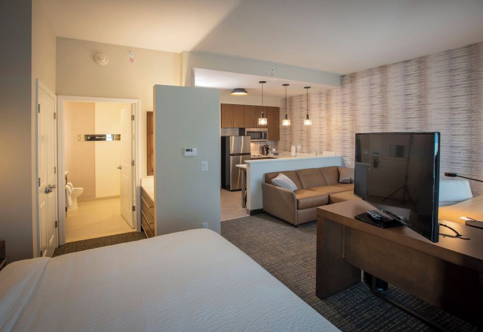 特大床一室房（带梳化床）