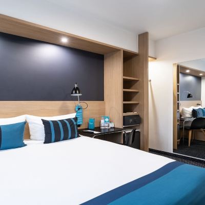 Business Triple Room, 1 Bedroom BonHotel Promo Code