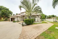 Swim, Barbecue & Game: Home 4 Mi to Pompano Beach!