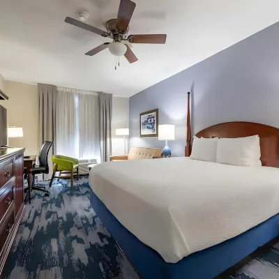 SummerPlace Inn Hotels near Pelican Adventures