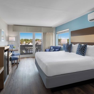 Creek Side Deluxe King Shem Creek Inn Promo Code