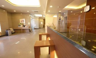 Hotel Route-Inn Shinjyo Ekimae - Housity
