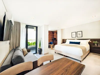 Laureles Selection Suites Отели в г. 