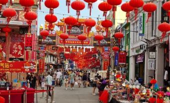 The Shore Walking 10 Mins to Jonker Streets