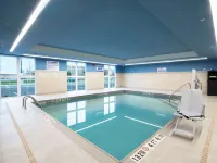 Comfort Inn & Suites Hotels in Lanark County