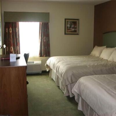Signature Room, Refrigerator & Microwave Randolph Inn and Suites Promo Code