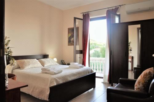 Il Belvedere Vicino Taormina Double Room with Private Bathroom