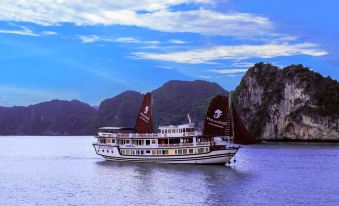 Viola Cruise Halong Bay