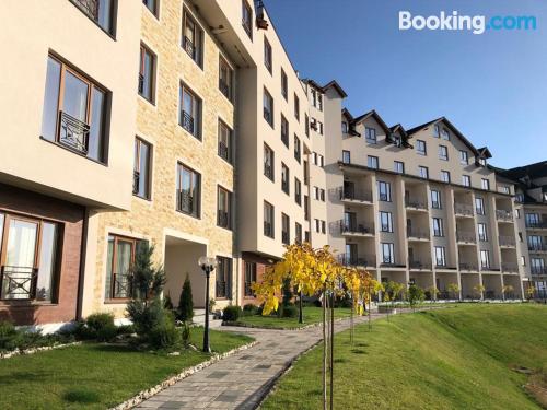 豪华特大床一室房