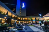 Radisson Blu Okoume Palace Hotel Hoteles en 