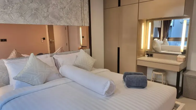 อพาร์ทเมนท์, บ้านหรืออพาร์ทเมน์ทั้งหลัง