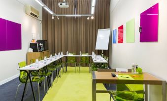 Matabi Hotel Toulouse Gare by HappyCulture