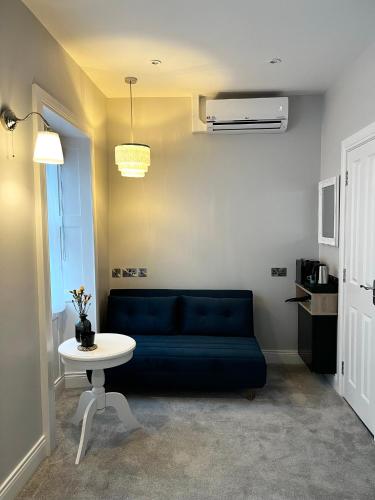 豪华双人床房（带加床）