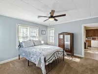 Home adjacent to Country Club, near Hospitals, Park, College and shopping. Hotels in Ada