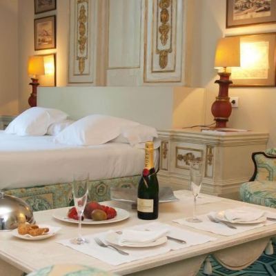 Deluxe Suite Palacio Urgoiti Promo Code